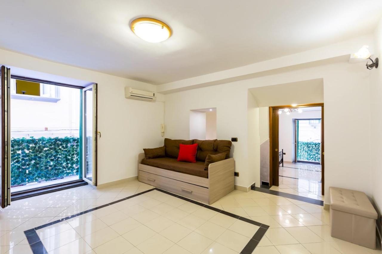 Qs1 - Indipendent Flat In Center Appartement Naples