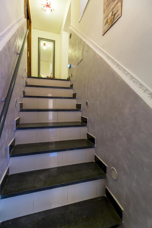 Qs1 - Indipendent Flat In Center Appartement Naples